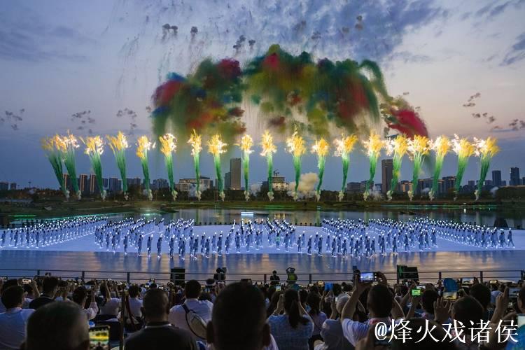 “牵手世运 点燃梦想” 成都世运会火炬传递在三星堆启动 “牵手世运 点燃梦想” 成都世运会火炬传递在三星堆启动