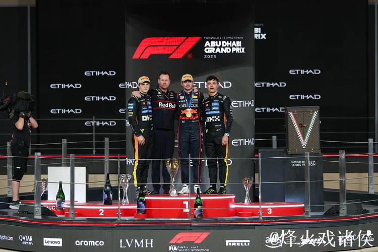 2025年F1阿布扎比大奖赛正赛 集锦 2025年F1阿布扎比大奖赛正赛 集锦